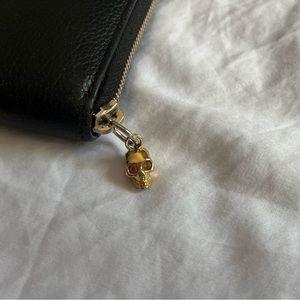 Alexander McQueen Leagher Zip Around Wallet Clutch with Golden Skull Authentic